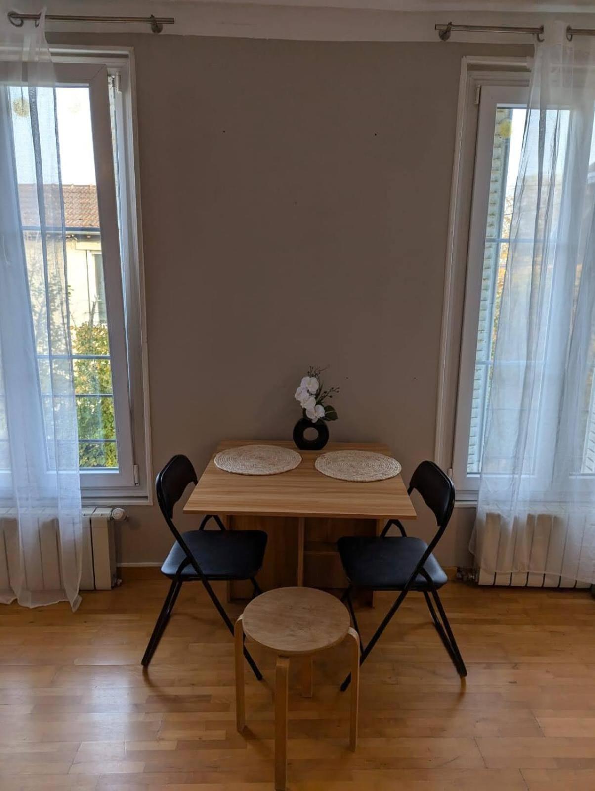 ורסאי Appartement Avec Jardin מראה חיצוני תמונה